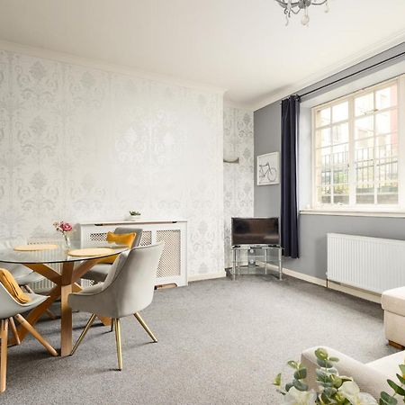 2 Bedroom Royal Mile Apartment Edinburg Exteriör bild