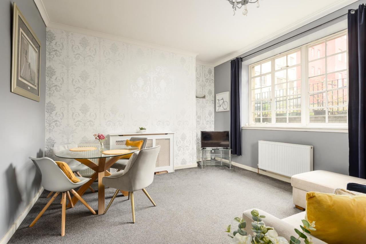 2 Bedroom Royal Mile Apartment Edinburg Exteriör bild