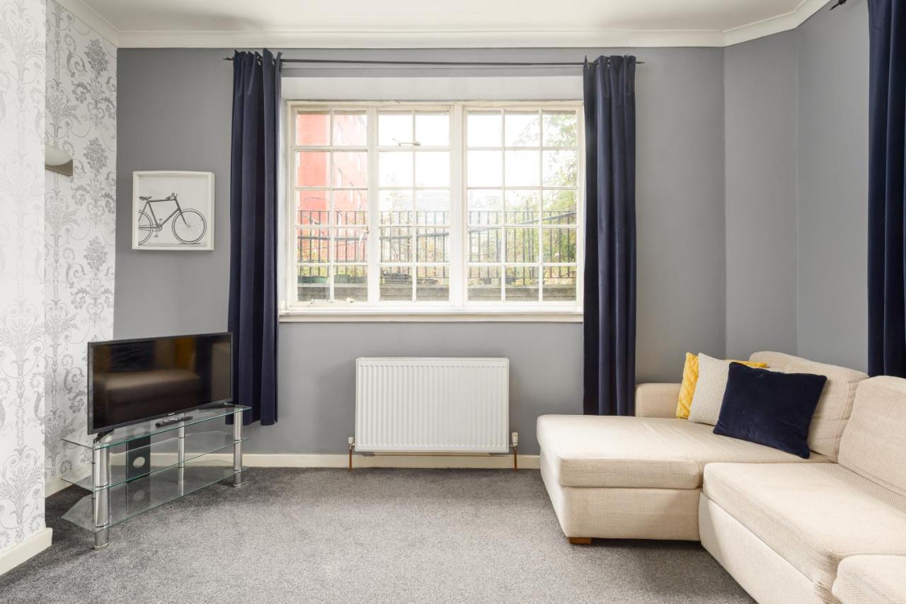 2 Bedroom Royal Mile Apartment Edinburg Exteriör bild